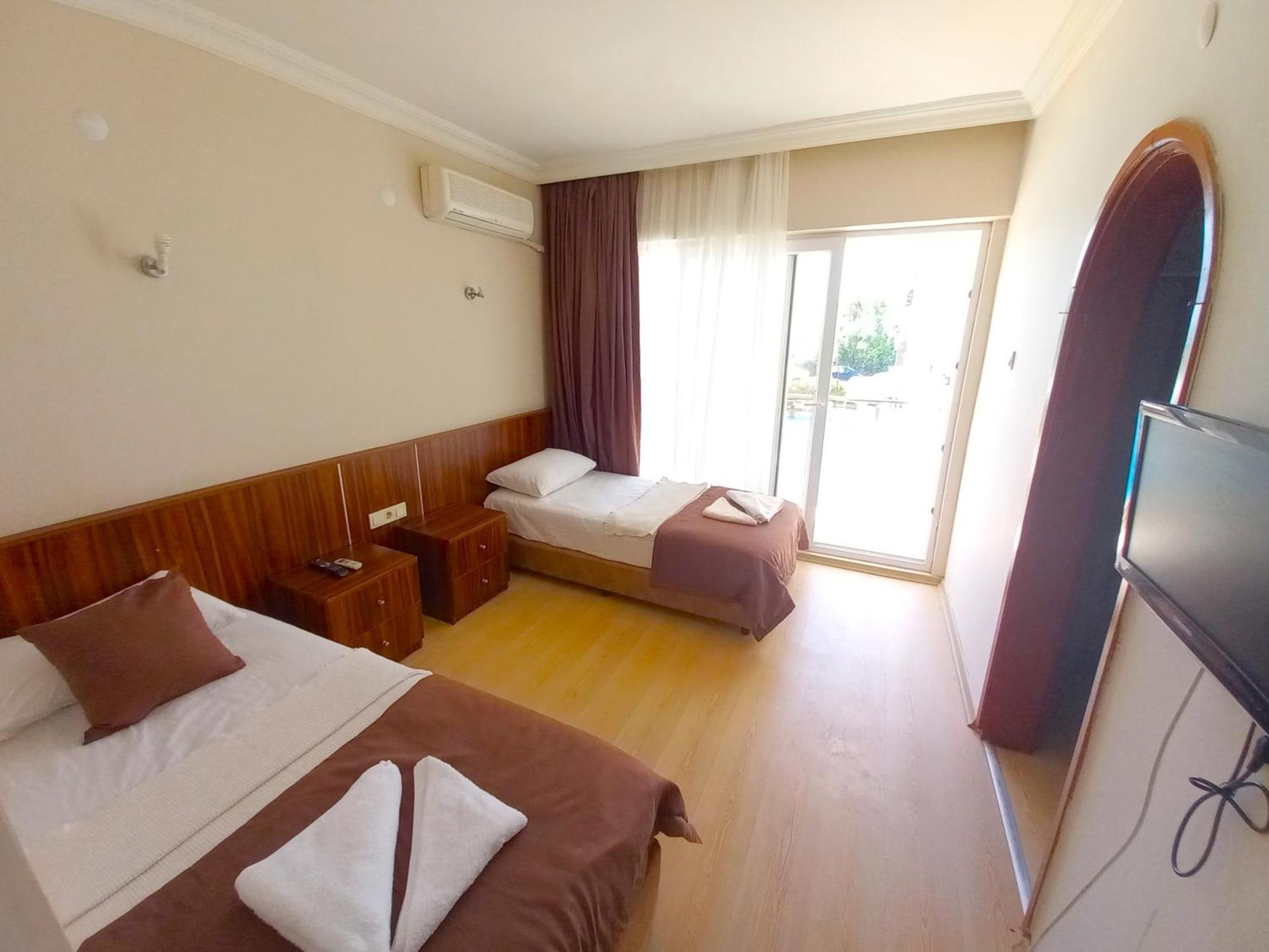 Mulka Hotel Ayvalı Exterior foto