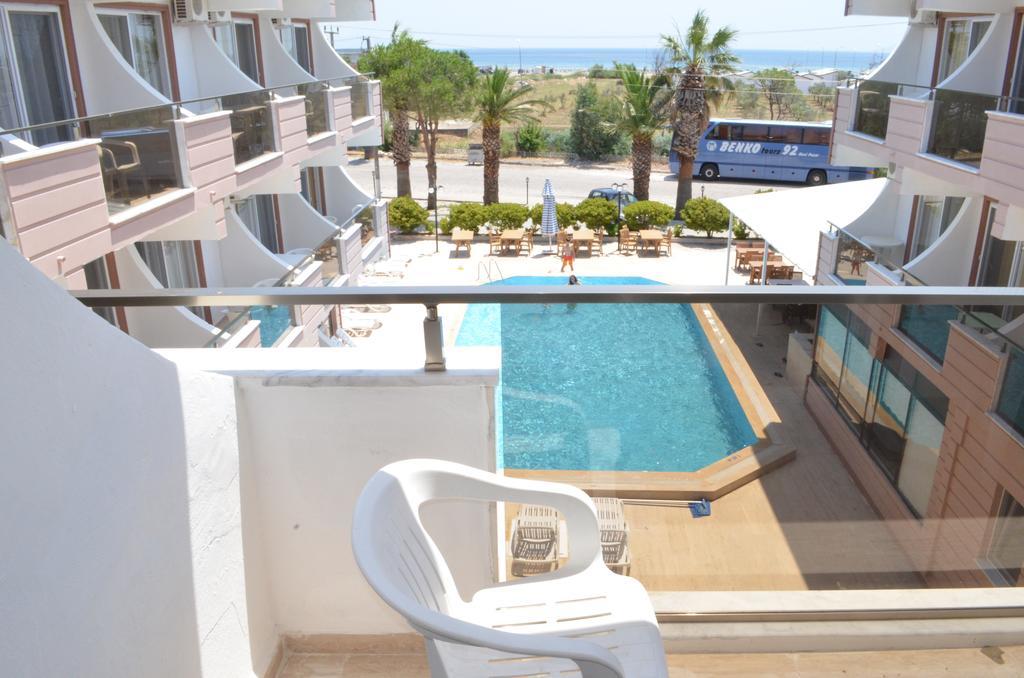 Mulka Hotel Ayvalı Exterior foto