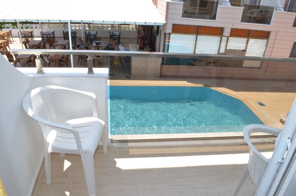 Mulka Hotel Ayvalı Exterior foto